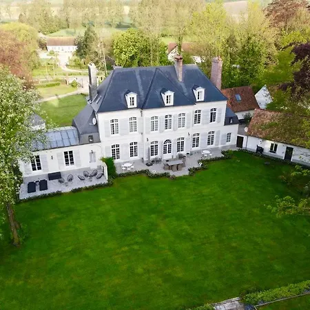 Domaine De La Course Bed & Breakfast