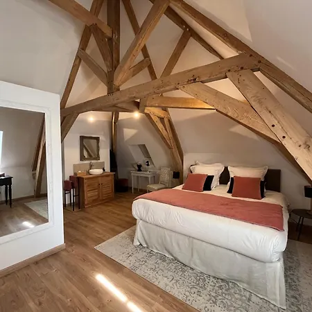 Domaine De La Course Doudeauville