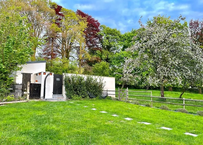 Domaine De La Course 4* Doudeauville