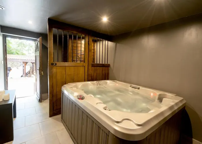 Domaine De La Course 4*