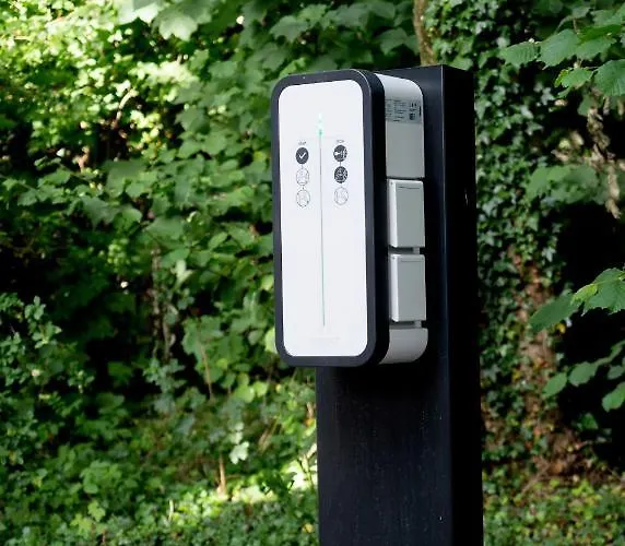 Domaine De La Course Couette-café 4*