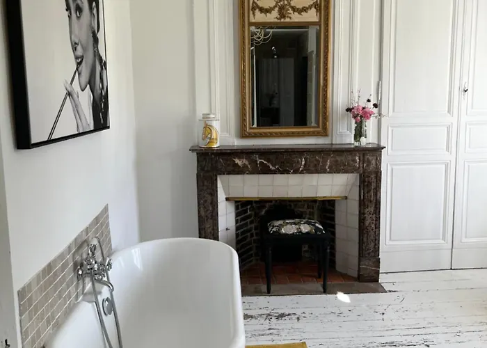 Domaine De La Course Doudeauville